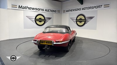 Lot 256 - 1966 JAGUAR 'E' TYPE
