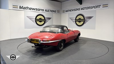 Lot 256 - 1966 JAGUAR 'E' TYPE