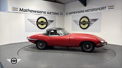 Lot 256 - 1966 JAGUAR 'E' TYPE