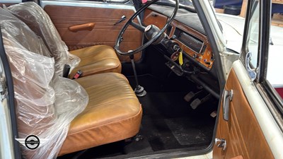 Lot 270 - 1972 WOLSELEY 1300