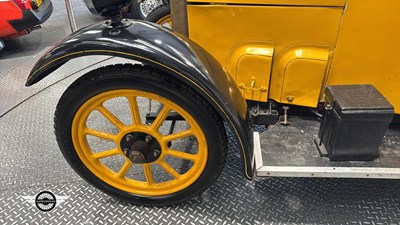 Lot 292 - 1923 WOLSELEY