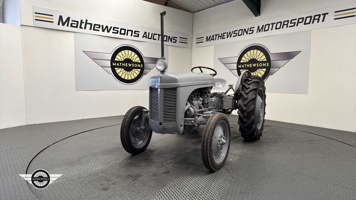 Lot 126 - 1952 FERGUSON TEF20