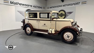 Lot 638 - 1931 RENAULT MODEL MONO 6 SALOON TYPE RY2