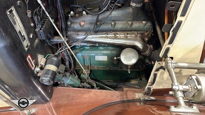 Lot 638 - 1931 RENAULT MODEL MONO 6 SALOON TYPE RY2
