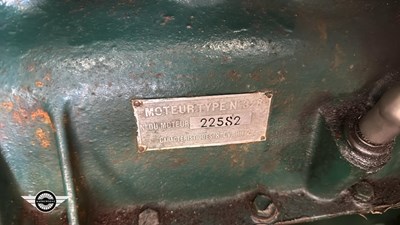 Lot 638 - 1931 RENAULT MODEL MONO 6 SALOON TYPE RY2