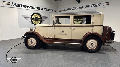 Lot 638 - 1931 RENAULT MODEL MONO 6 SALOON TYPE RY2