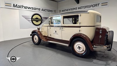 Lot 638 - 1931 RENAULT MODEL MONO 6 SALOON TYPE RY2