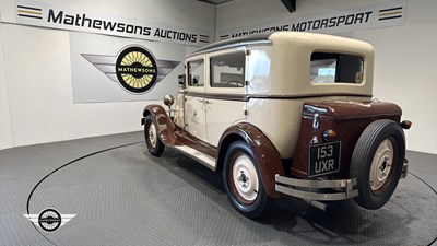 Lot 638 - 1931 RENAULT MODEL MONO 6 SALOON TYPE RY2