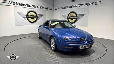 Lot 302 - 2000 ALFA ROMEO SPIDER LUSSO T-SPARK 16V