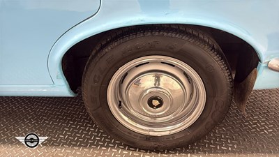 Lot 304 - 1972 JAGUAR XJ6