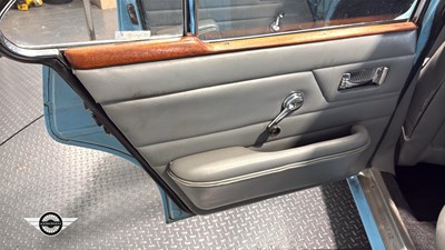 Lot 304 - 1972 JAGUAR XJ6