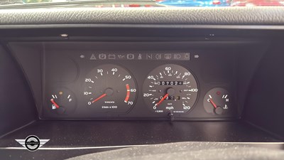 Lot 330 - 1990 VOLVO 340 GL S/R AUTO