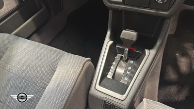 Lot 330 - 1990 VOLVO 340 GL S/R AUTO