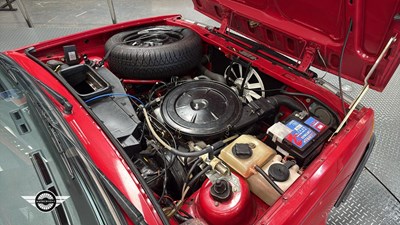 Lot 330 - 1990 VOLVO 340 GL S/R AUTO