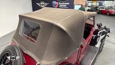 Lot 334 - 1935 MORRIS 8