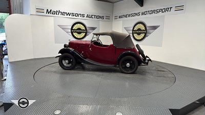 Lot 334 - 1935 MORRIS 8