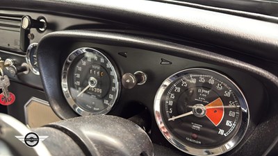 Lot 598 - 1970 MG C GT