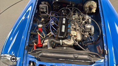 Lot 598 - 1970 MG C GT