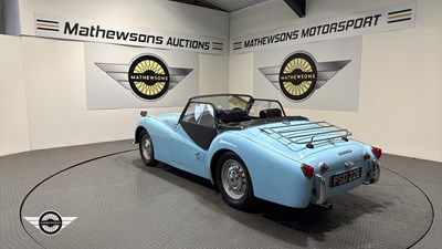 Lot 578 - 1960 TRIUMPH TR3