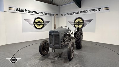 Lot 370 - 1950 FERGUSON TRACTOR