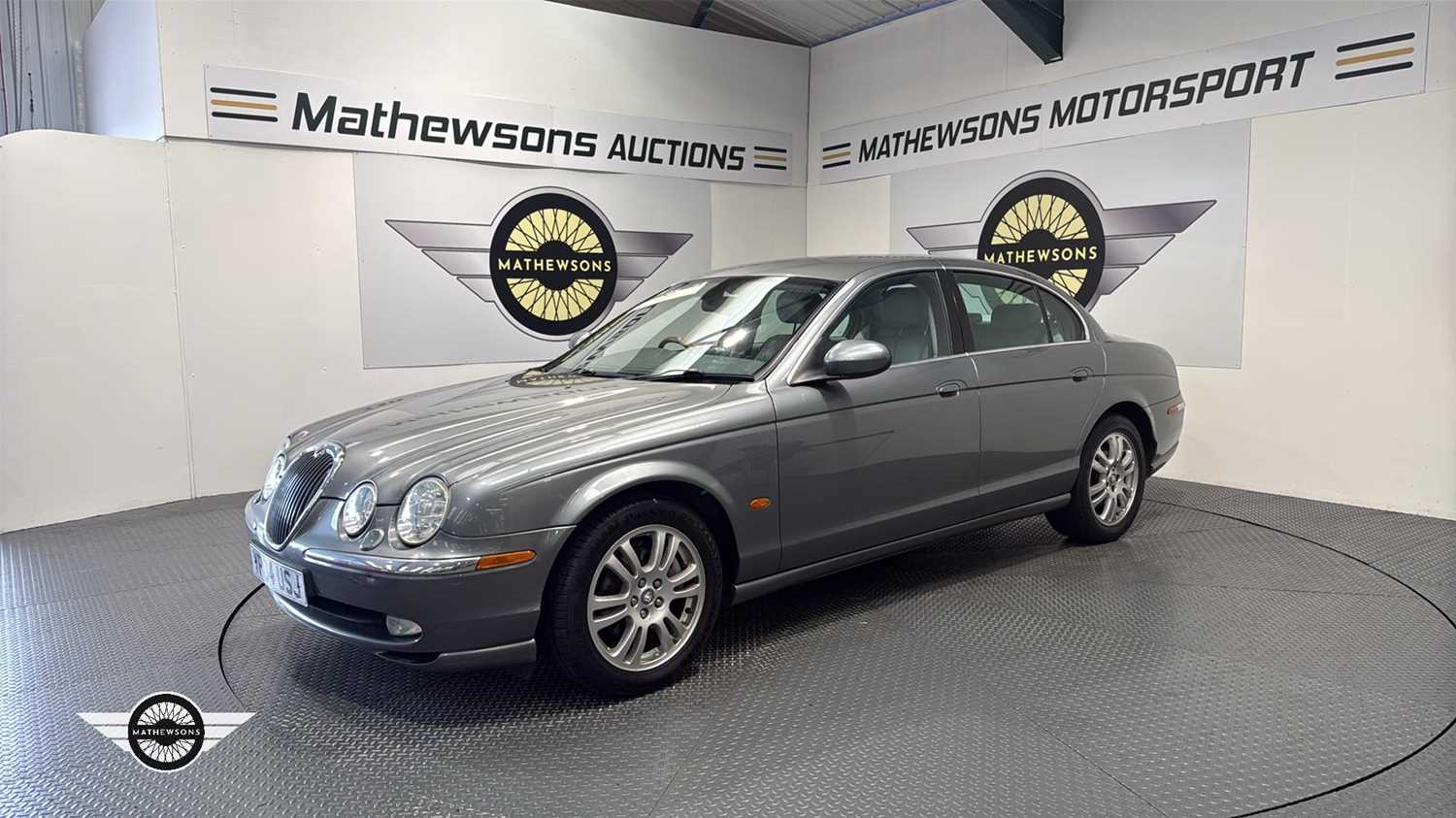 Lot 162 - 2004 JAGUAR S-TYPE V6 SE AUTO