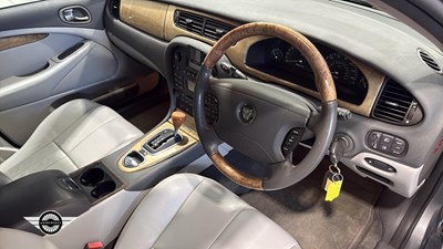Lot 162 - 2004 JAGUAR S-TYPE V6 SE AUTO
