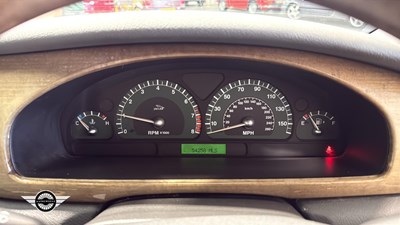 Lot 162 - 2004 JAGUAR S-TYPE V6 SE AUTO