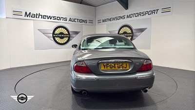 Lot 162 - 2004 JAGUAR S-TYPE V6 SE AUTO