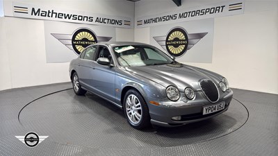 Lot 162 - 2004 JAGUAR S-TYPE V6 SE AUTO