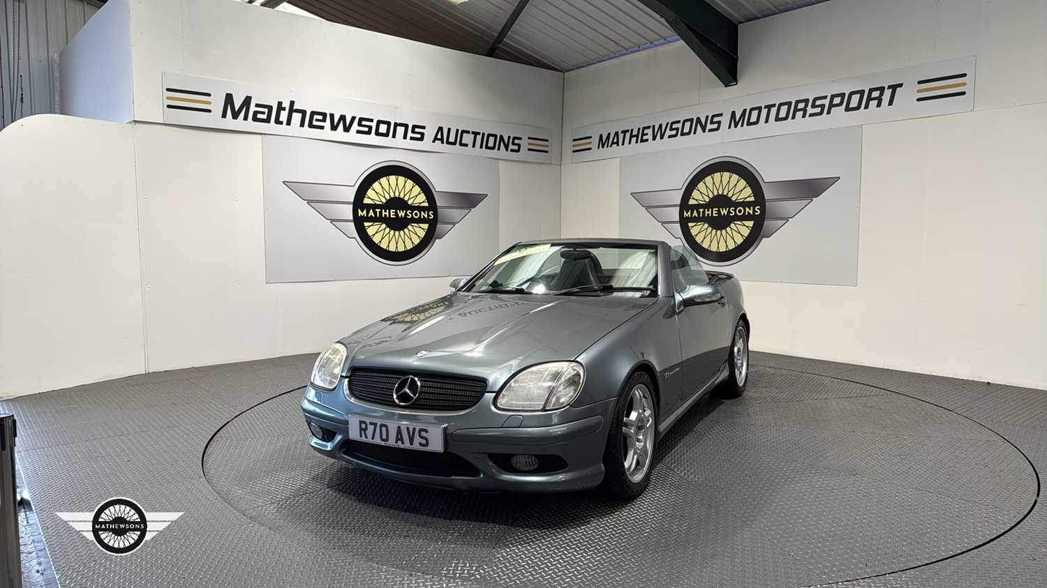 Lot 432 - 2001 MERCEDES SLK32 AMG