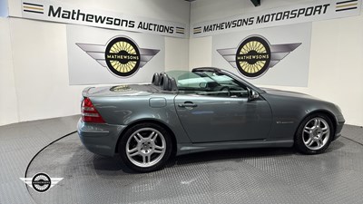Lot 432 - 2001 MERCEDES SLK32 AMG