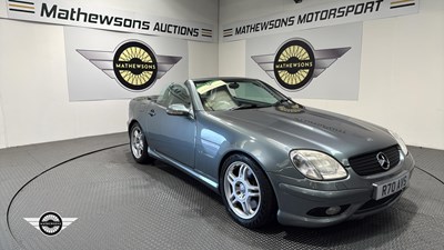 Lot 432 - 2001 MERCEDES SLK32 AMG