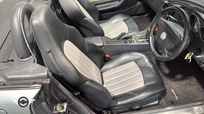 Lot 432 - 2001 MERCEDES SLK32 AMG