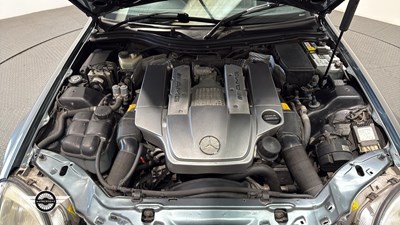 Lot 432 - 2001 MERCEDES SLK32 AMG