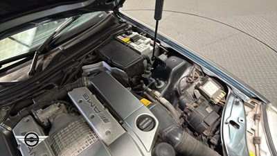 Lot 432 - 2001 MERCEDES SLK32 AMG