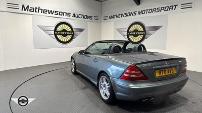 Lot 432 - 2001 MERCEDES SLK32 AMG