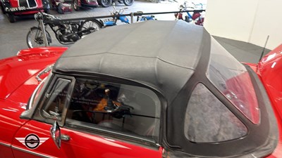 Lot 538 - 1973 MG B