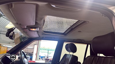 Lot 445 - 2000 LAND ROVER RANGE ROVER VOGUE AUTO