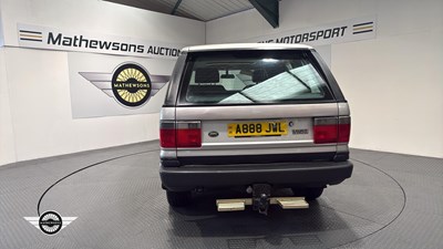 Lot 445 - 2000 LAND ROVER RANGE ROVER VOGUE AUTO
