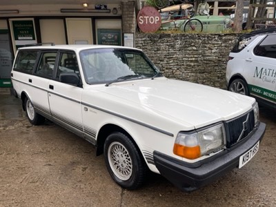 Lot 58 - 1993 VOLVO 240 TORLANDA