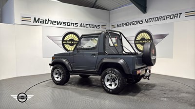 Lot 384 - 1986 SUZUKI SJ 413 VX