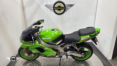 Lot 510 - 2001 KAWASAKI ZX900-E1