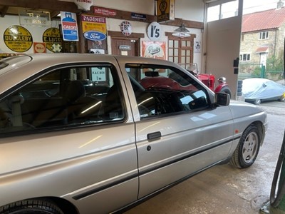 Lot 45 - 1993 FORD ESCORT XR3I