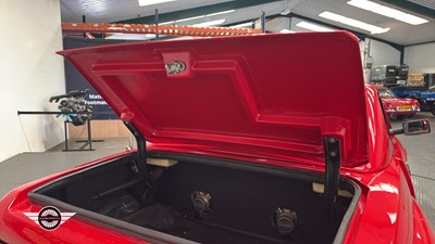 Lot 566 - 1987 MIDAS GOLD