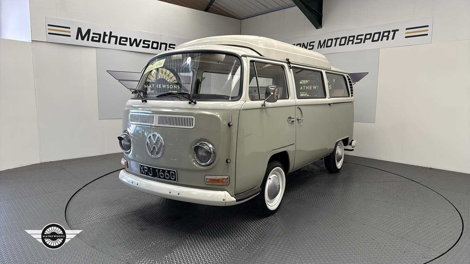 Lot 748 - 1969 VOLKSWAGEN BAY CAMPERVAN