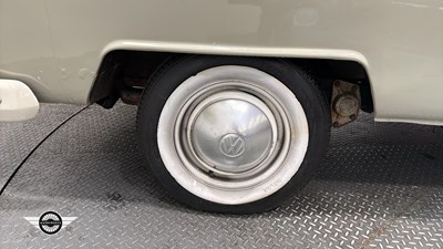 Lot 748 - 1969 VOLKSWAGEN BAY CAMPERVAN