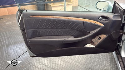 Lot 552 - 2007 MERCEDES CLK280 SPORT AUTO