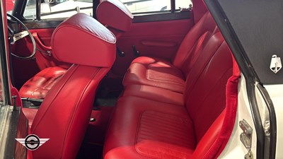 Lot 398 - 1972 ROVER 3500