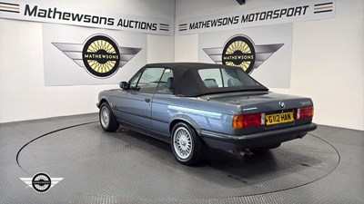 Lot 328 - 1990 BMW 325I CABRIOLET AUTO
