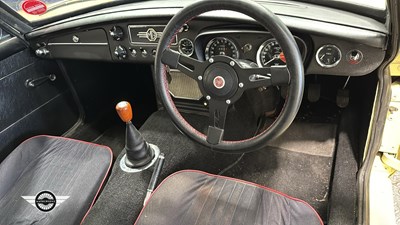 Lot 637 - 1969 MG C GT